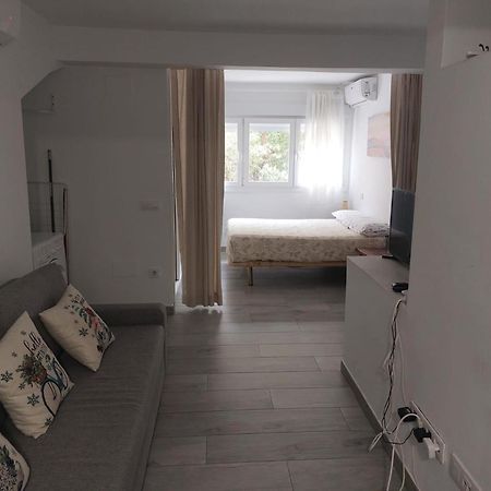 Cozy Apartment Up To 6 Persons 3 Min To Metro Madri Exterior foto