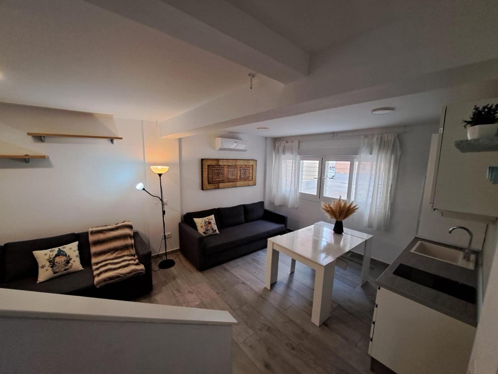 Cozy Apartment Up To 6 Persons 3 Min To Metro Madri Exterior foto